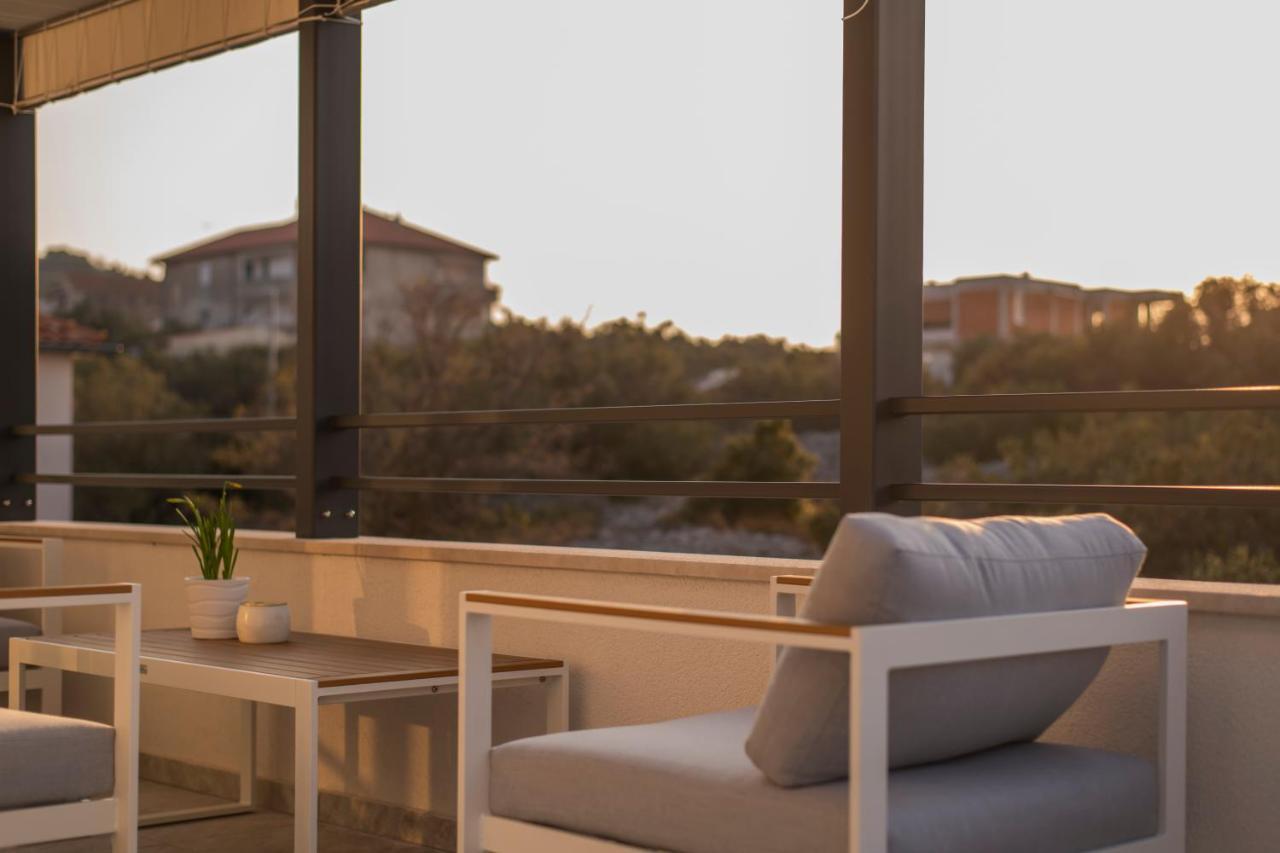 Villa Magna Luxury Apartments Murter Exterior photo