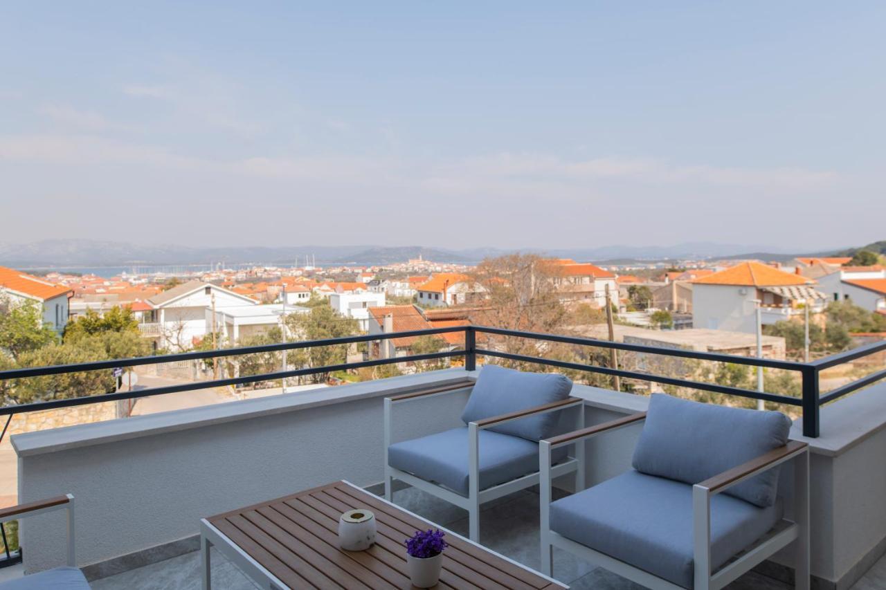 Villa Magna Luxury Apartments Murter Exterior photo