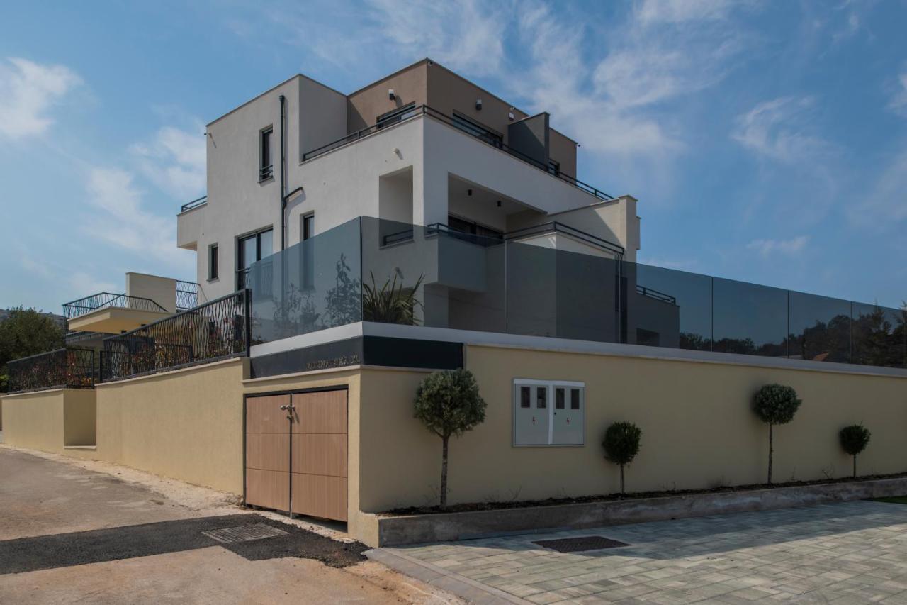 Villa Magna Luxury Apartments Murter Exterior photo