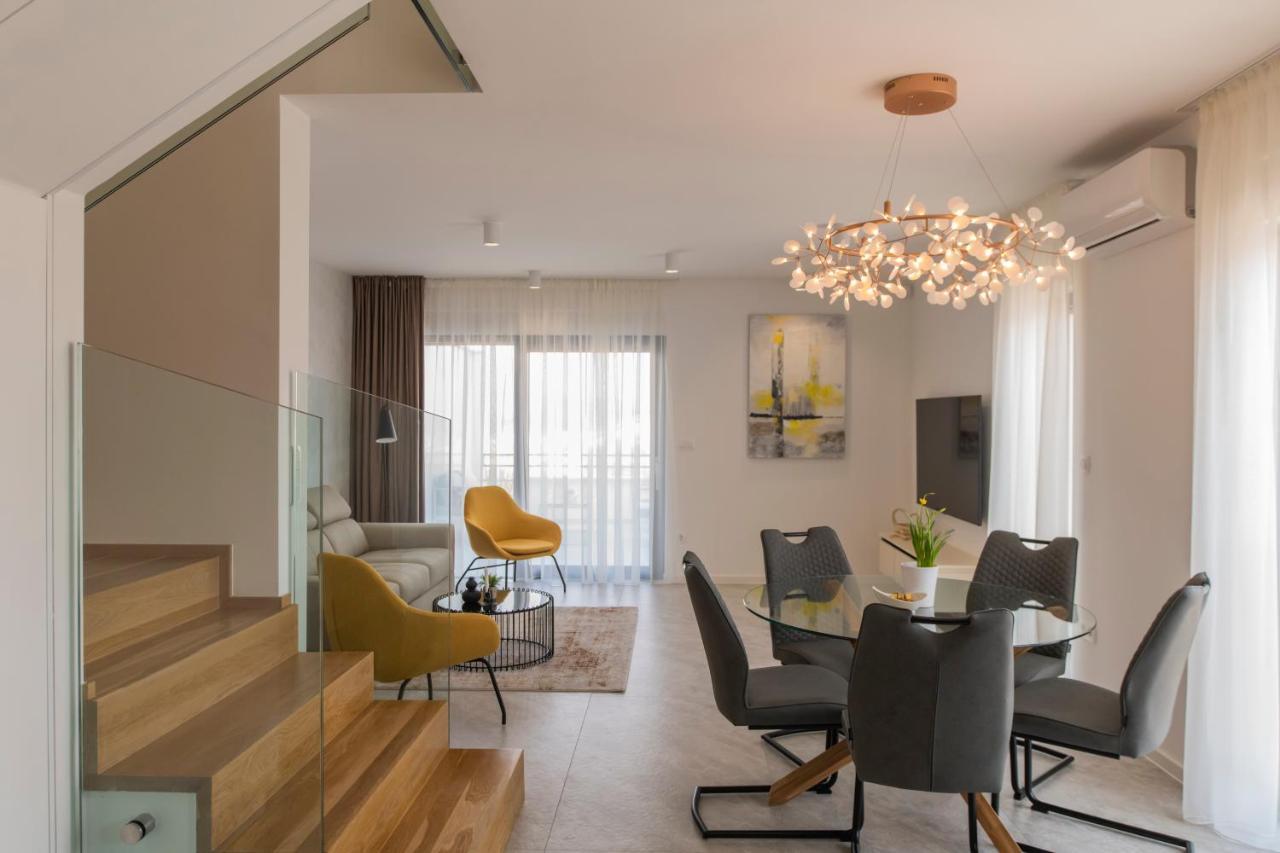 Villa Magna Luxury Apartments Murter Exterior photo
